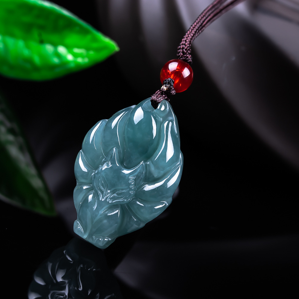 Natural Burmese Jadeite Fox Pe - Women Accessories To Gift recension och pris