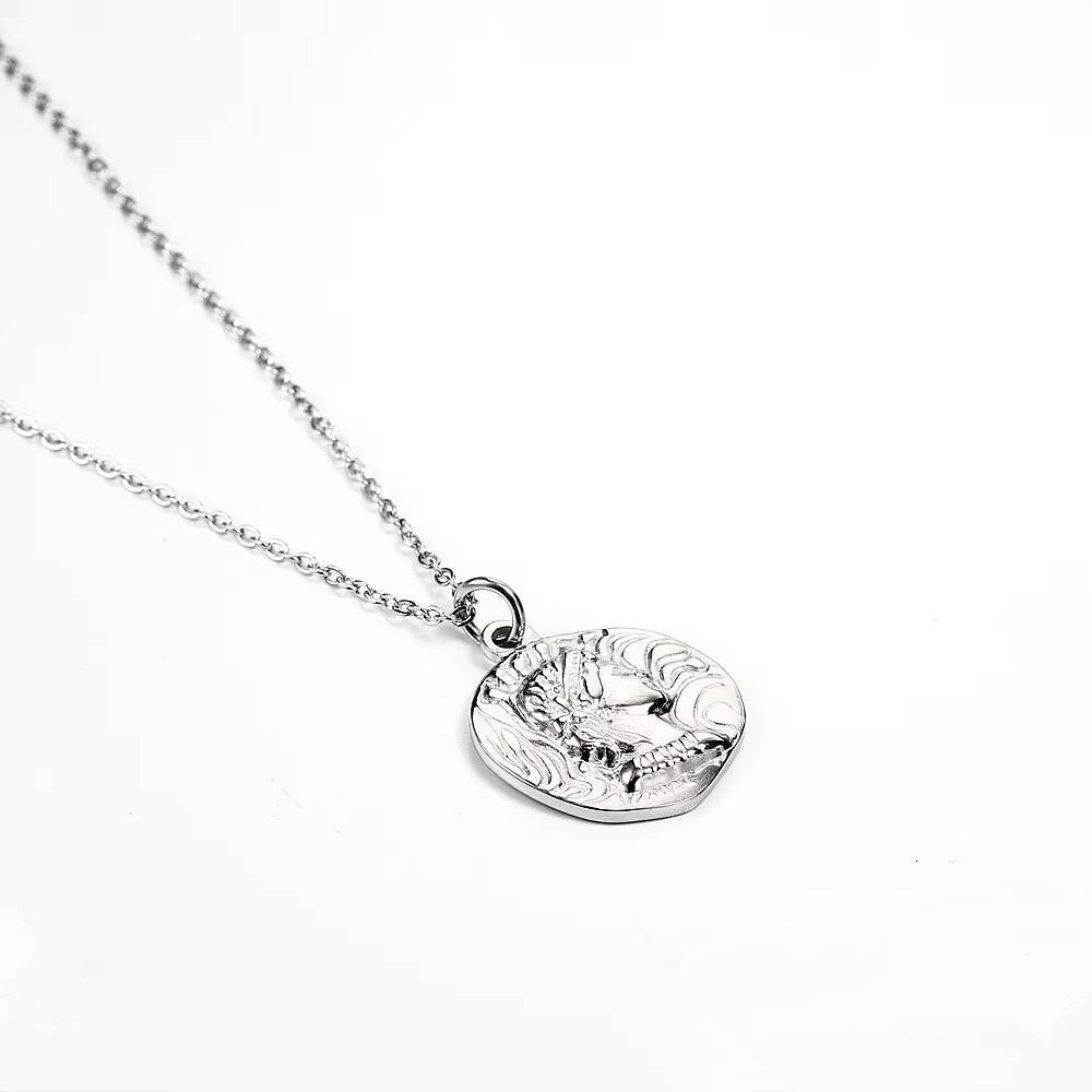 Stainless Steel Gold Plated Qu - Coin Necklace Delicate recension och pris